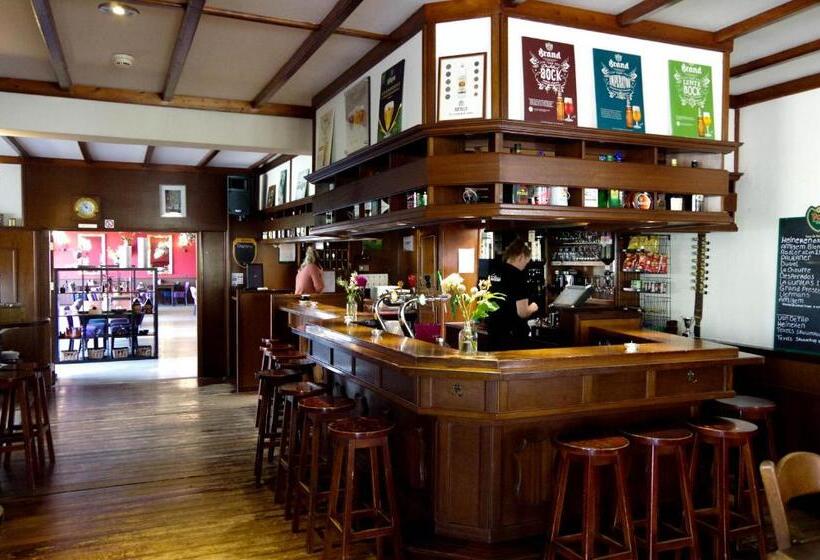 Отель And Restaurant Van Saaze