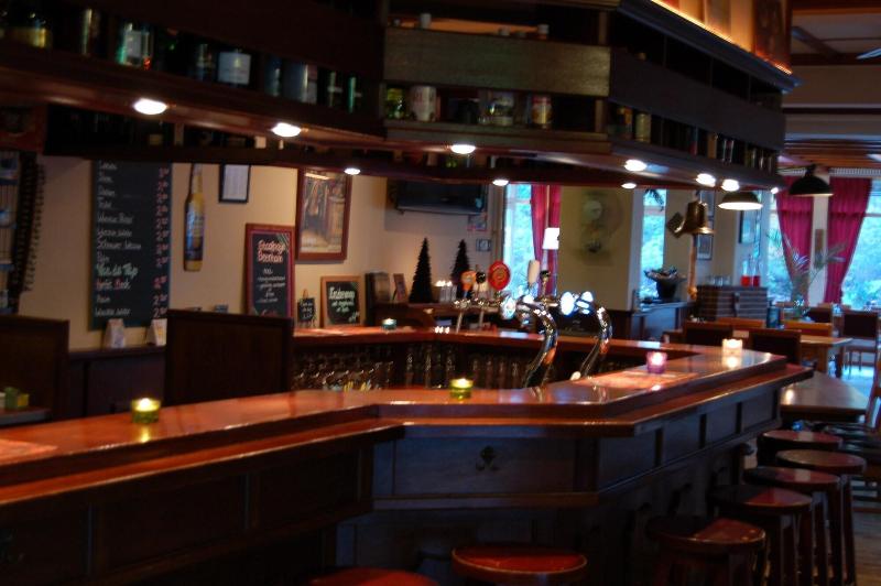 Отель And Restaurant Van Saaze