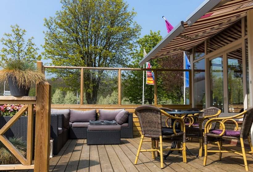 Отель And Restaurant Van Saaze