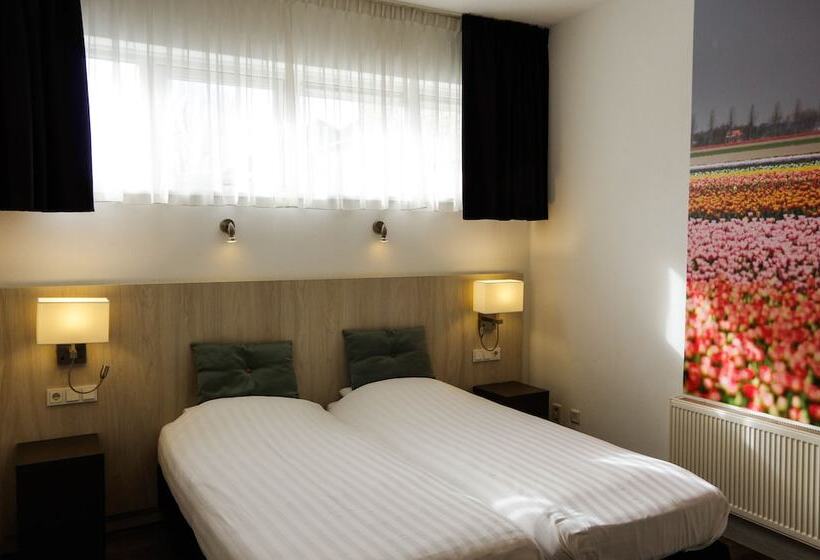 Отель And Restaurant Van Saaze