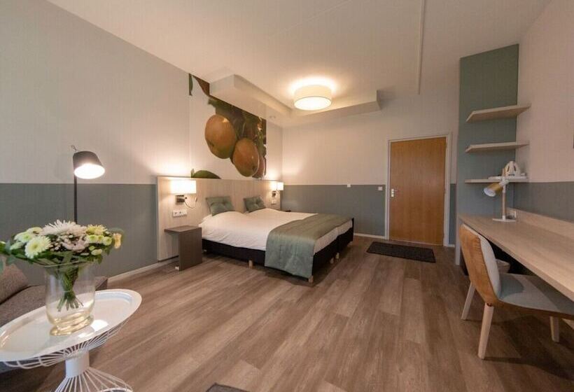 Отель And Restaurant Van Saaze