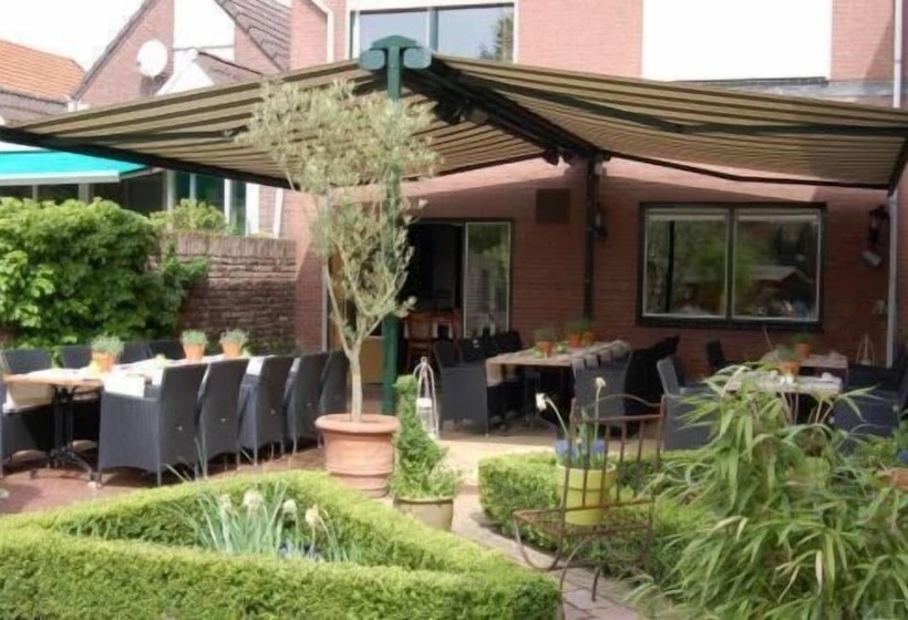 בית מלון כפרי B&b, Brasserie Lakerhof