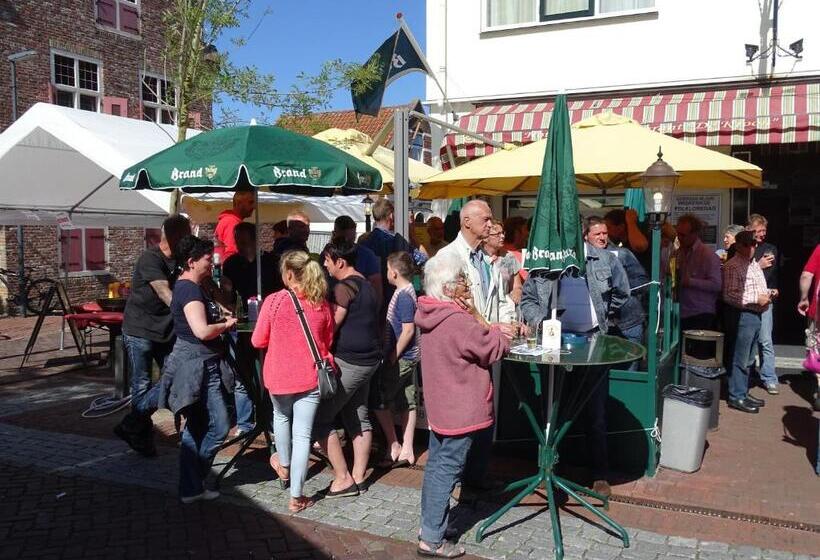 בית מלון כפרי Café Restaurant De Kroon