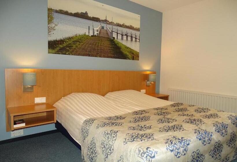 בית מלון כפרי Café Restaurant De Kroon