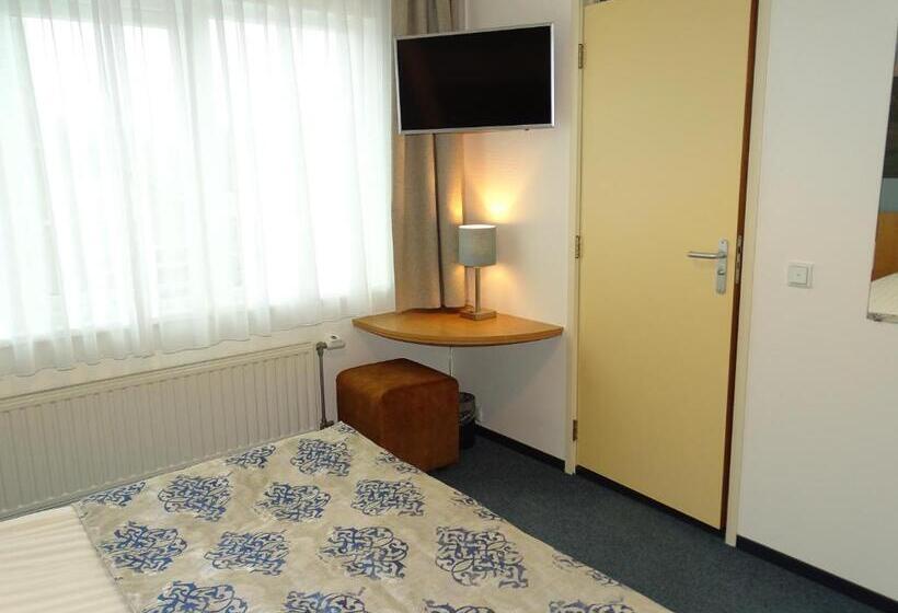 בית מלון כפרי Café Restaurant De Kroon