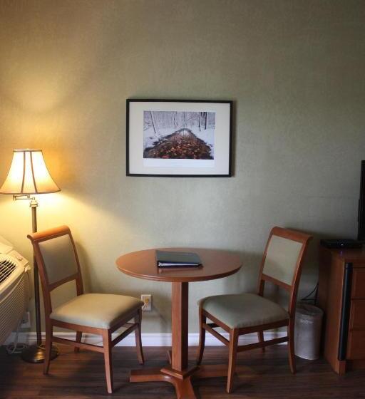 Cedar Meadows Resort & Spa, Ascend Hotel Collection