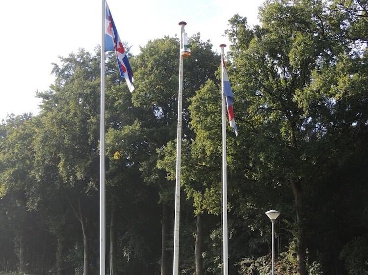 فندق De Oorsprong