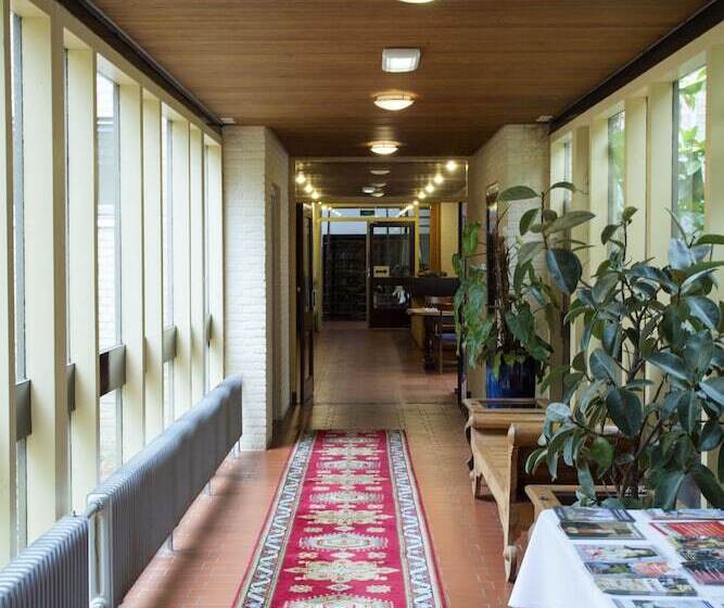 فندق De Oorsprong