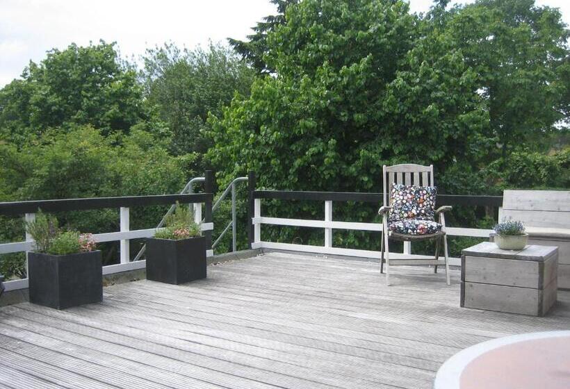 בית מלון כפרי De Waag