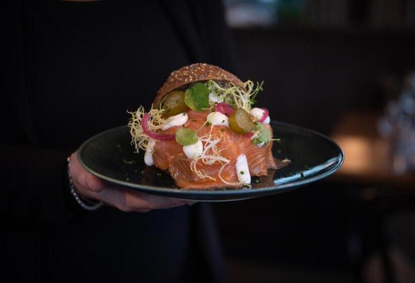 ホテル De Zwaan Delden