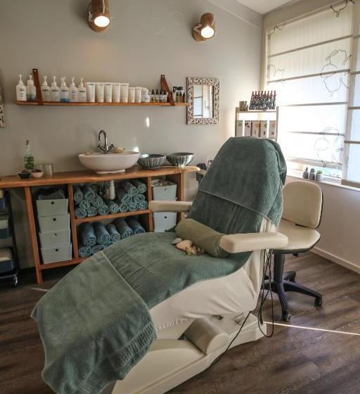 בית מלון כפרי Doniastate