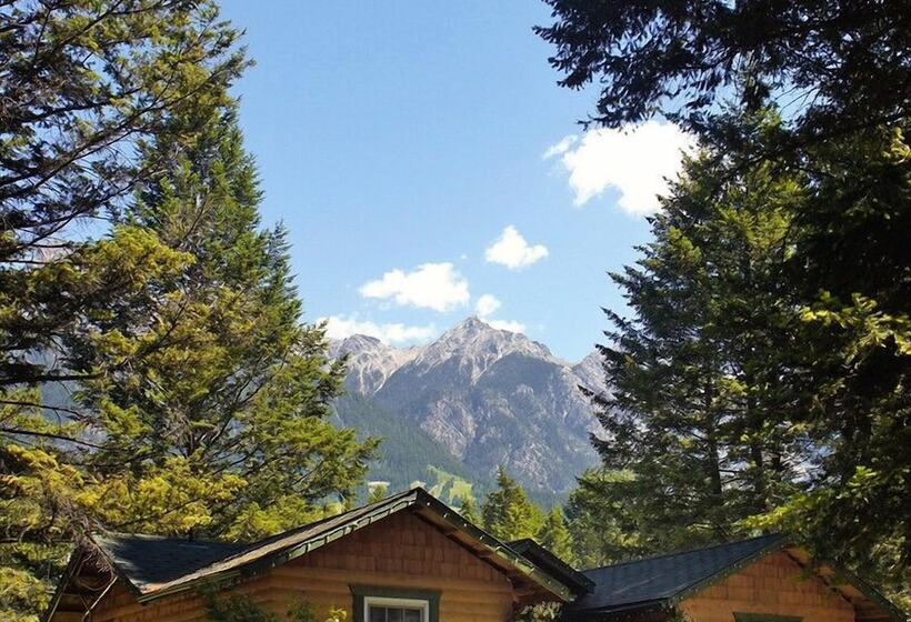 בית מלון כפרי Fairmont Mountain Bungalows