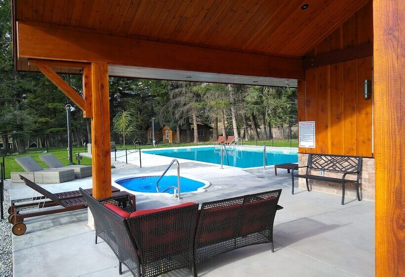 Отель Fairmont Mountain Bungalows