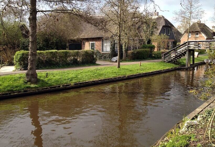 בית מלון כפרי Het Heerenhuys