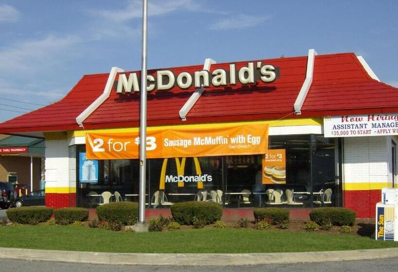 בית מלון כפרי Home Away Inn