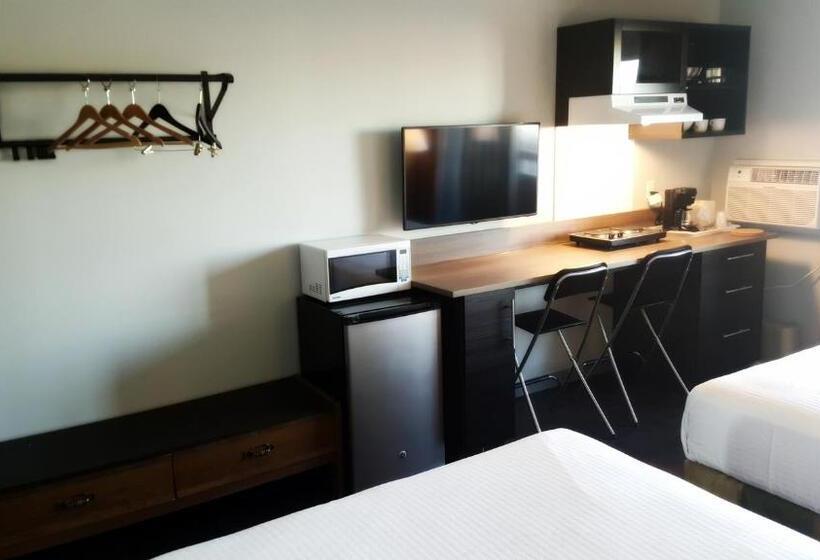 فندق Home Away Inn