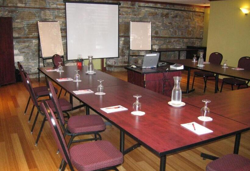 Отель Hostellerie Du Suroît