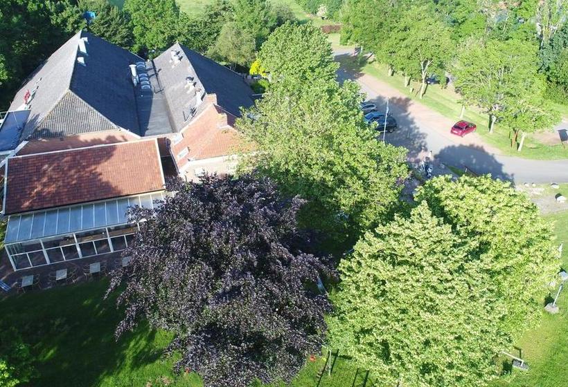 Отель In Den Stallen