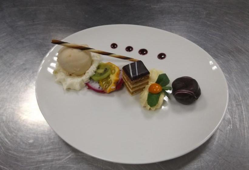 Отель In Den Stallen