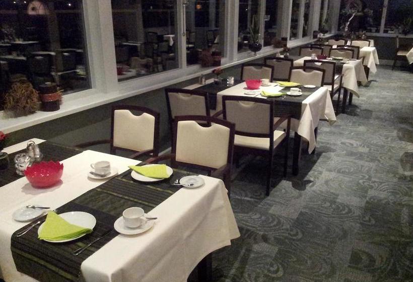 Отель In Den Stallen