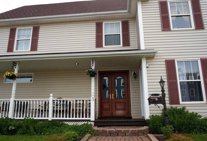 호텔 Inn On The Harbour