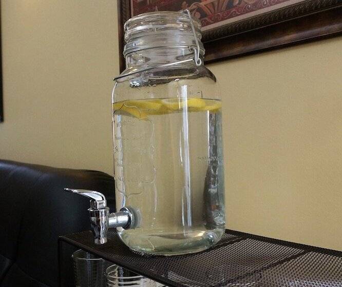 호텔 Inn On The Harbour