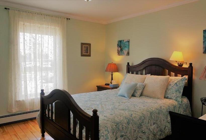 호텔 Inn On The Harbour