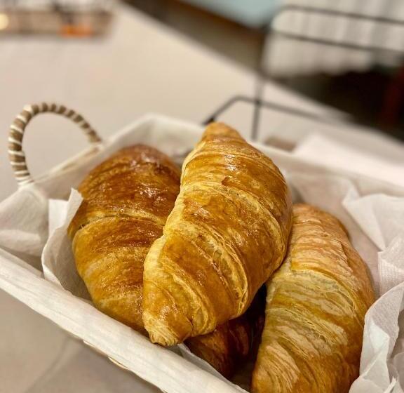 호텔 Inn On The Harbour