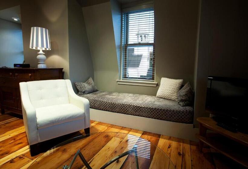 酒店 Le Pleasant Hôtel & Café