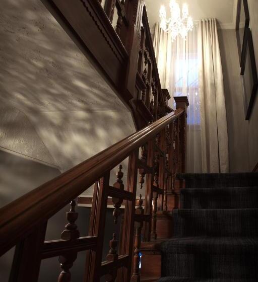 酒店 Le Pleasant Hôtel & Café