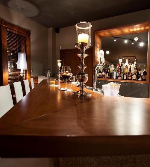 酒店 Le Pleasant Hôtel & Café