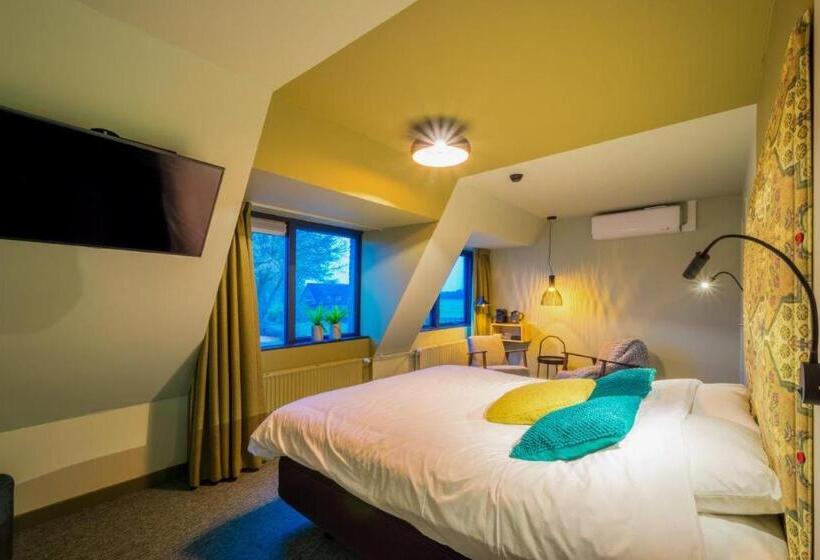 בית מלון כפרי Ludiek Eten En Slapen