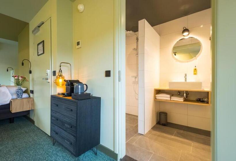 בית מלון כפרי Ludiek Eten En Slapen