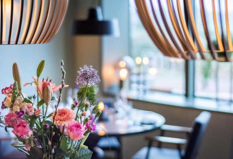 בית מלון כפרי Ludiek Eten En Slapen