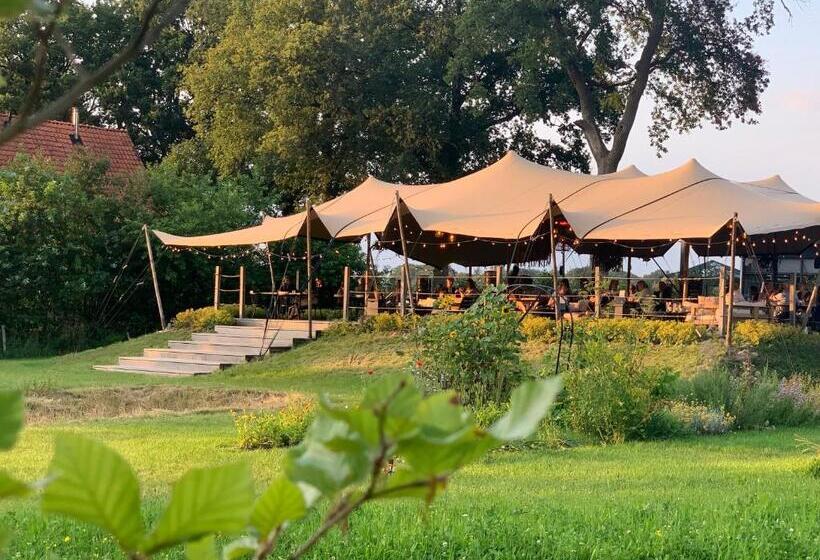 בית מלון כפרי Ludiek Eten En Slapen