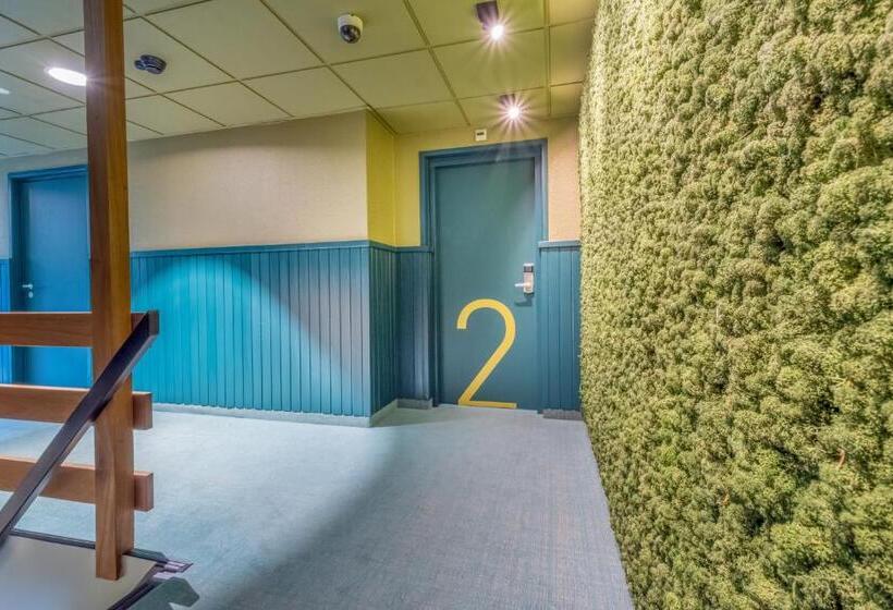 בית מלון כפרי Ludiek Eten En Slapen