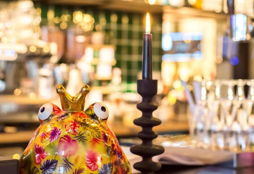 בית מלון כפרי Ludiek Eten En Slapen