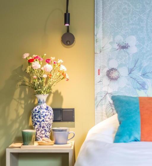 בית מלון כפרי Ludiek Eten En Slapen