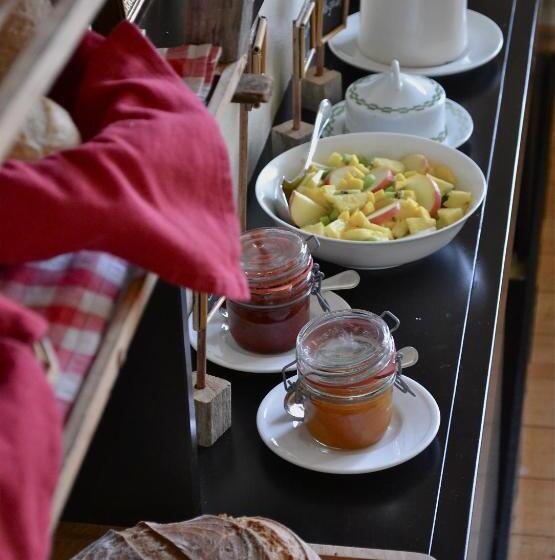 فندق Logis Pastis