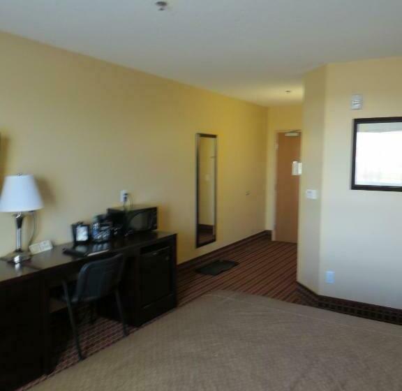 호텔 Poplar Tree Inn