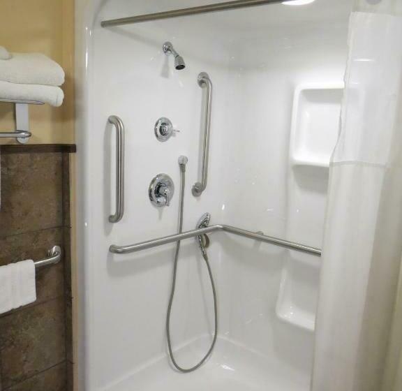 فندق Poplar Tree Inn