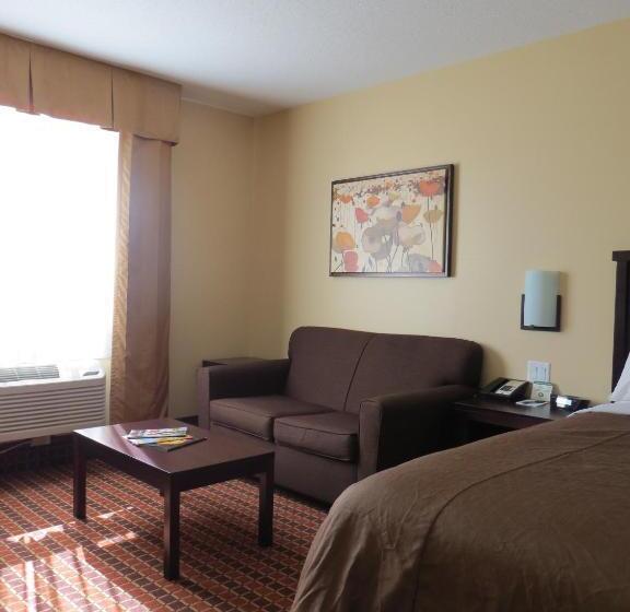 호텔 Poplar Tree Inn