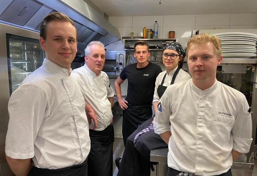 בית מלון כפרי & Restaurant De Fortuna