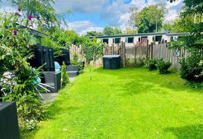 ホテル Restaurant  De Vossenberg