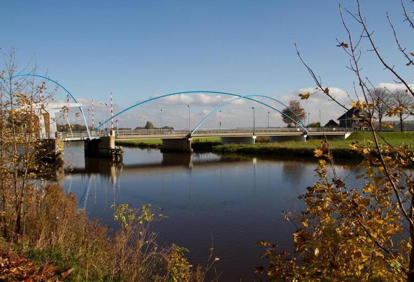 Отель Restaurant Het Roode Hert