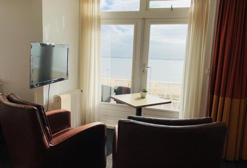 호텔 Restaurant Solskin