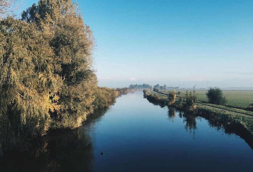 בית מלון כפרי & Restaurant Weidumerhout