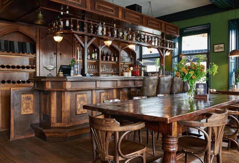 호텔 T Gemeentehuis