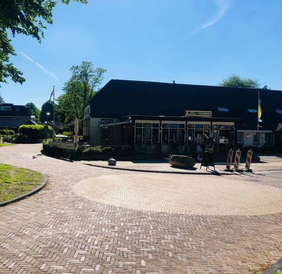 בית מלון כפרי T Zwanemeer