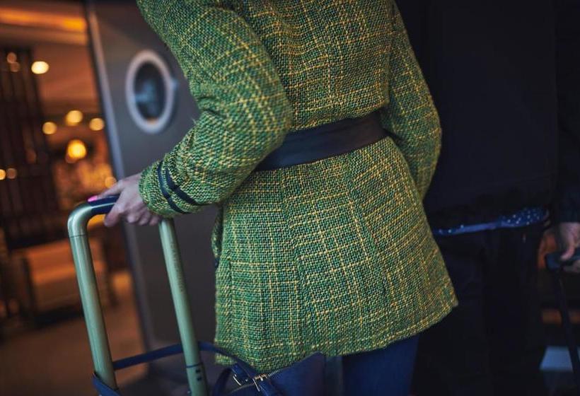 Отель The Luxus Boutique